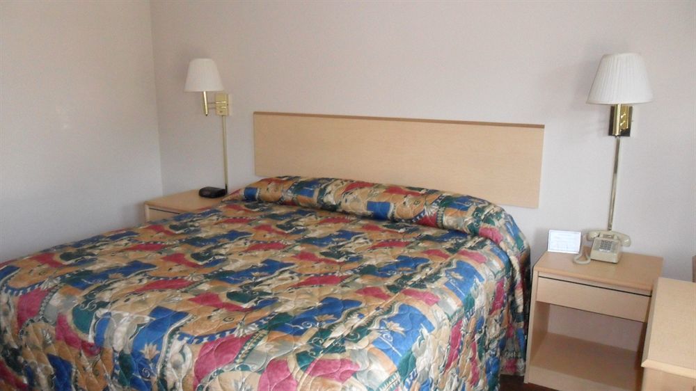 Regency Inn Eureka Springs Extérieur photo