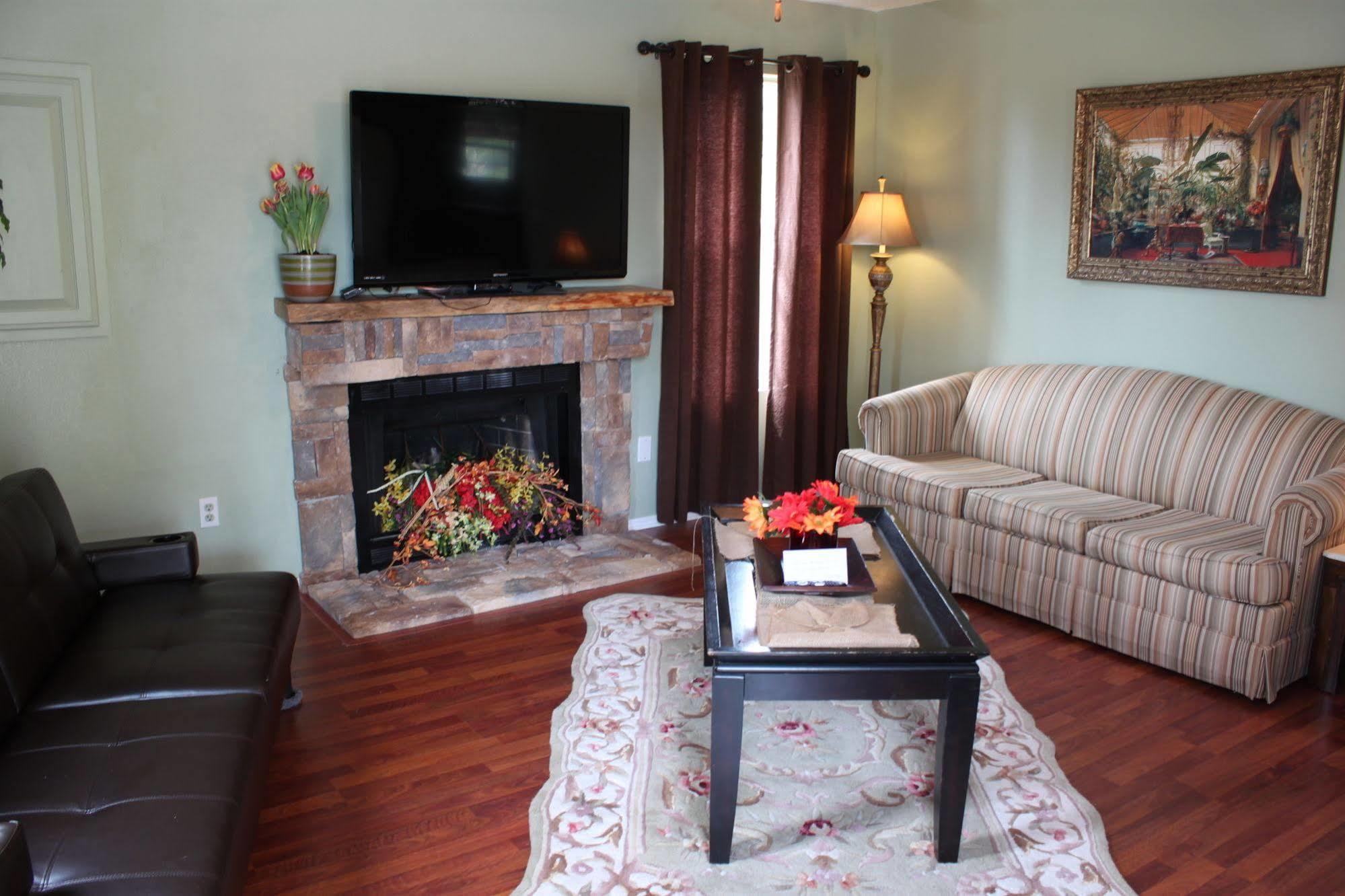 Regency Inn Eureka Springs Extérieur photo
