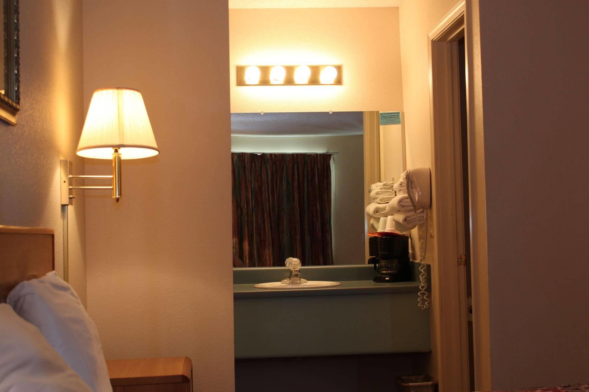 Regency Inn Eureka Springs Extérieur photo