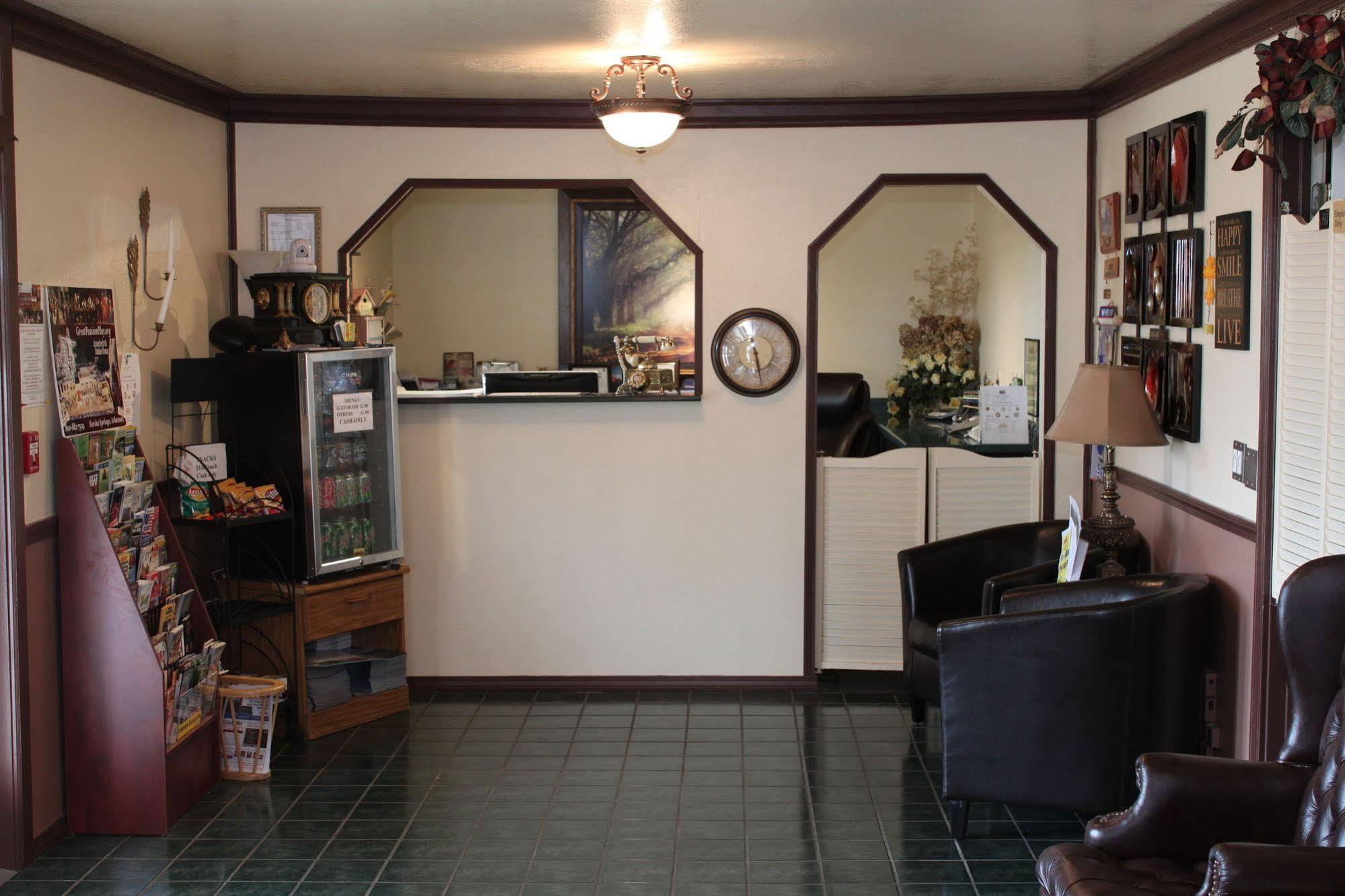 Regency Inn Eureka Springs Extérieur photo
